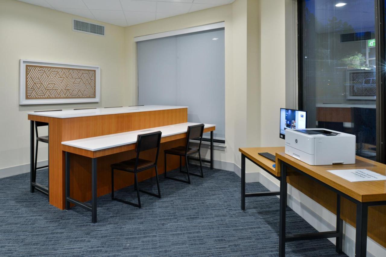 Express South By Ihg Resort 2*