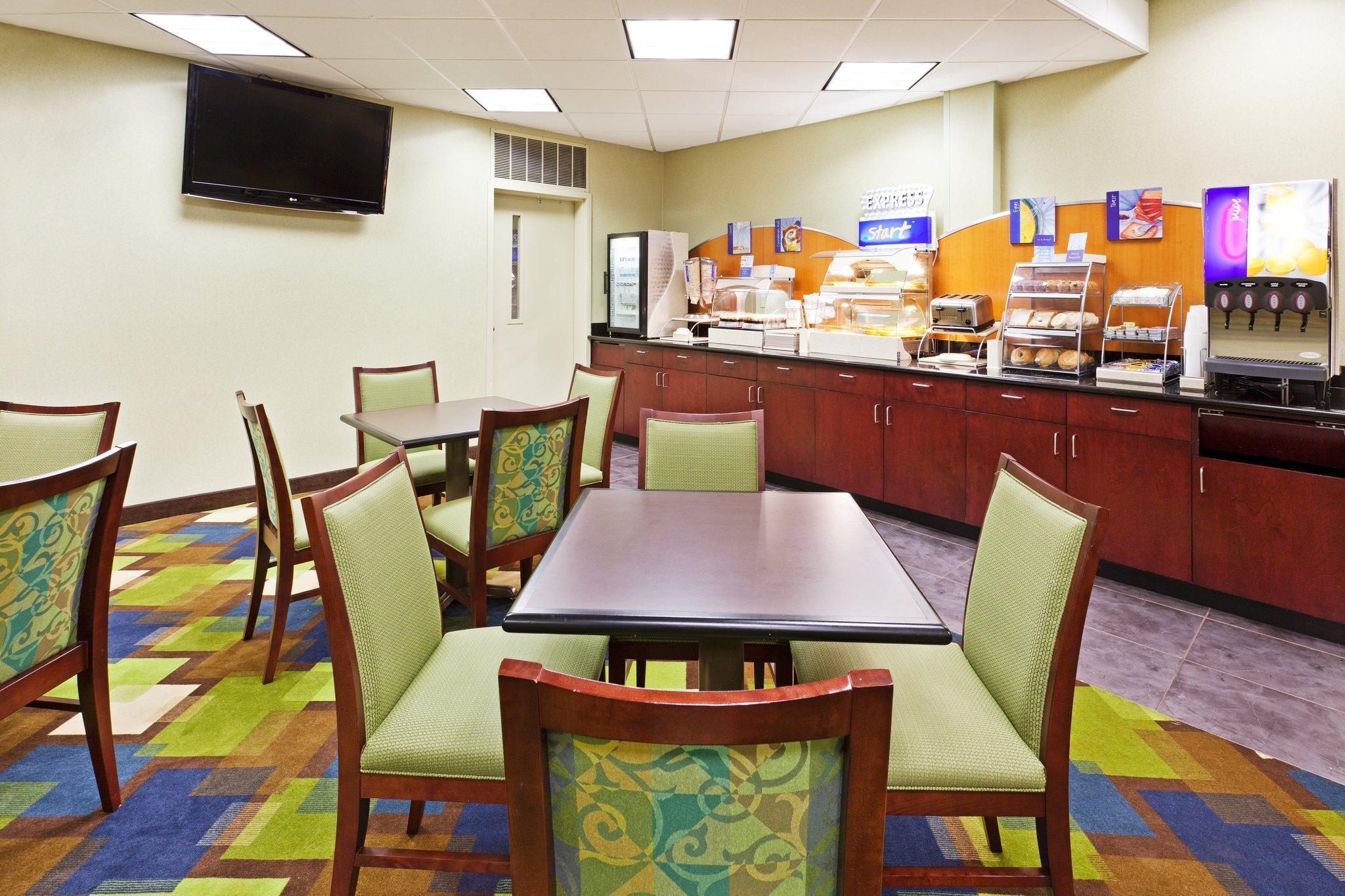 Express South By Ihg Resort 2*