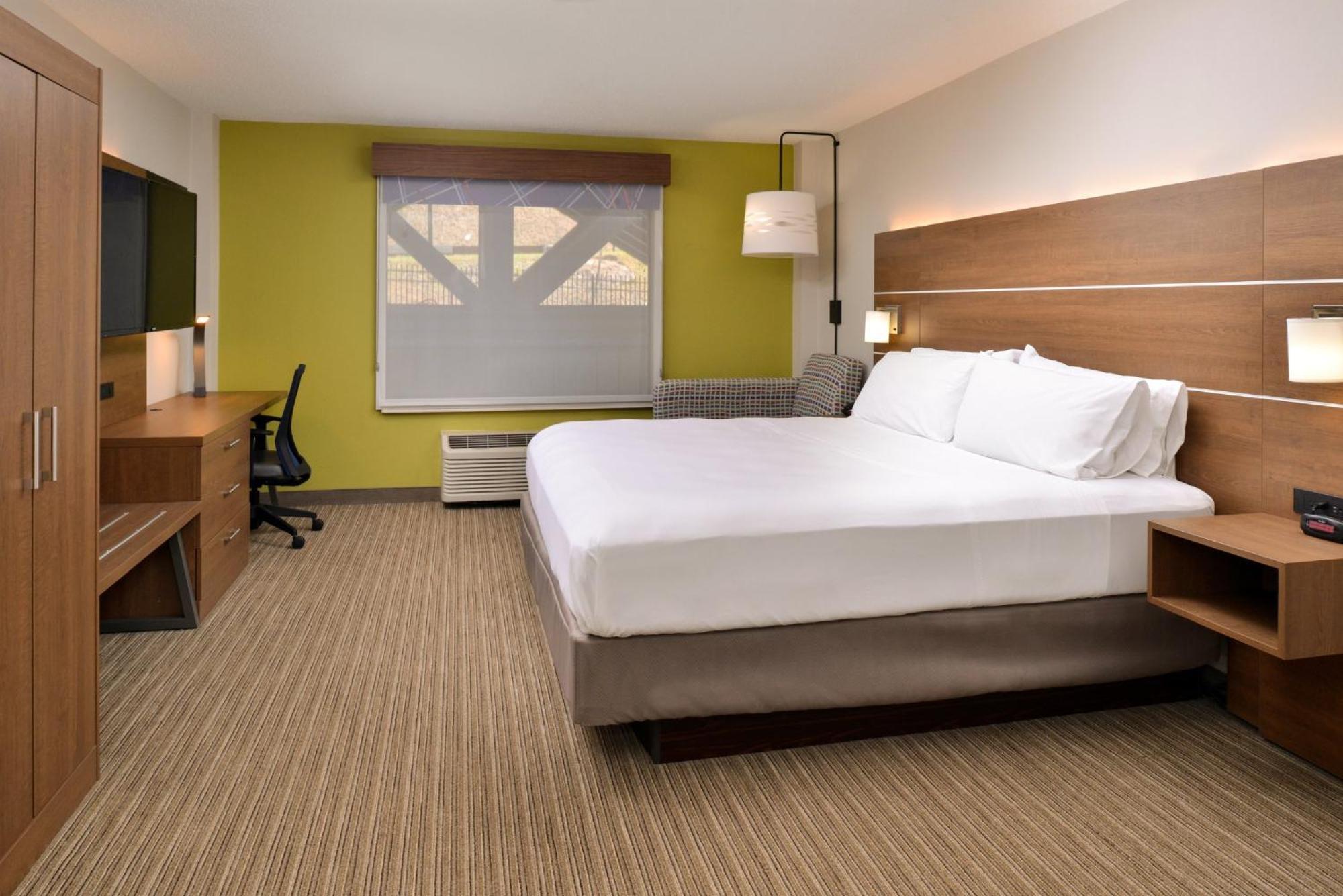 Express South By Ihg Blowing Rock